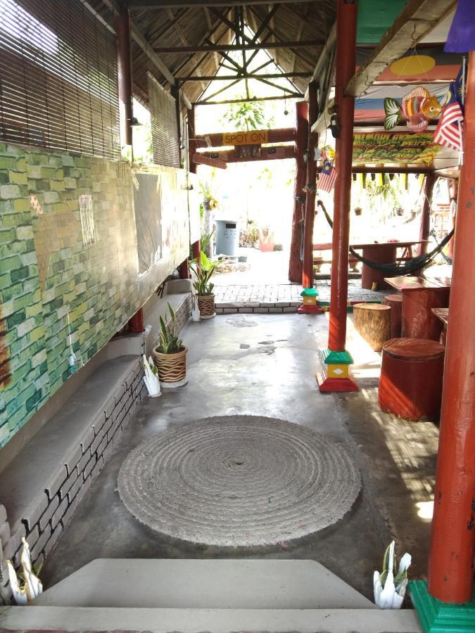 Nazri Nipah Camp Pangkor Hotel Kampung Teluk Nipah Exterior photo