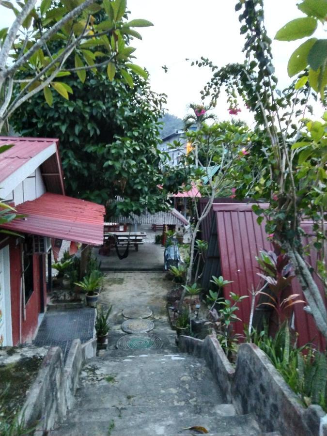 Nazri Nipah Camp Pangkor Hotel Kampung Teluk Nipah Exterior photo