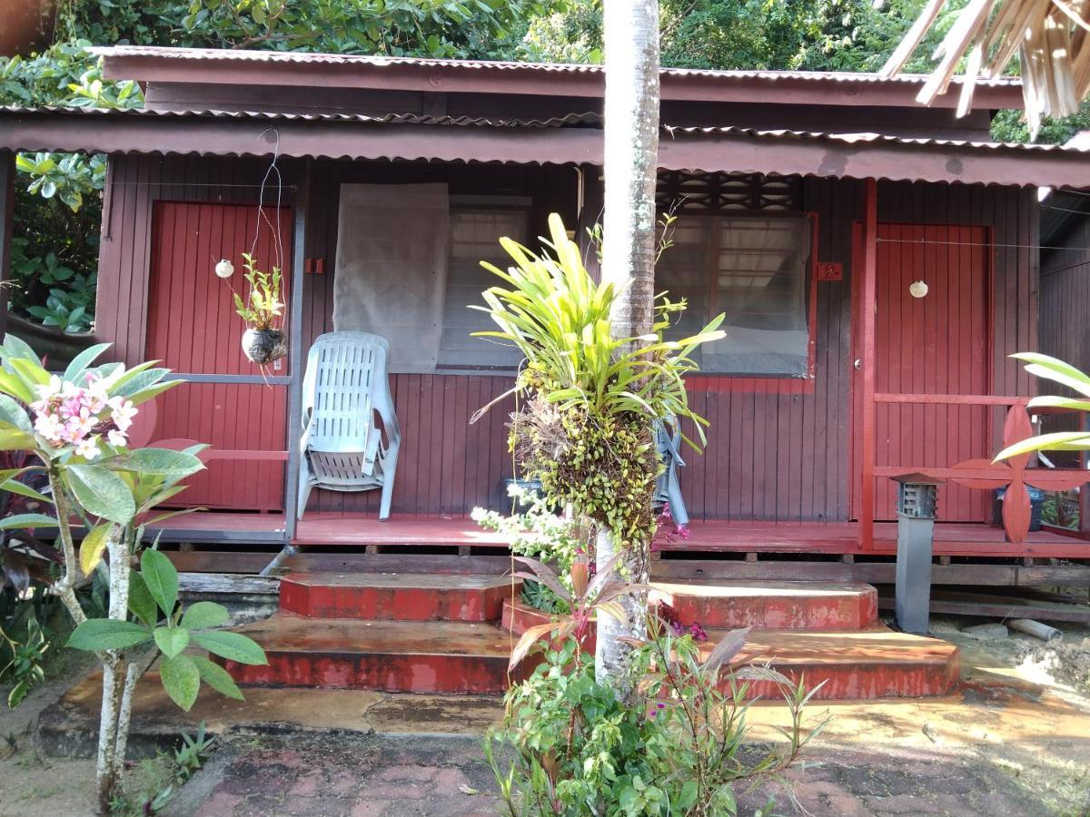 Nazri Nipah Camp Pangkor Hotel Kampung Teluk Nipah Exterior photo